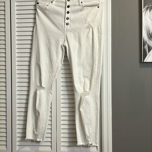 Jeans in excellent condition. From smoke and pet free home.